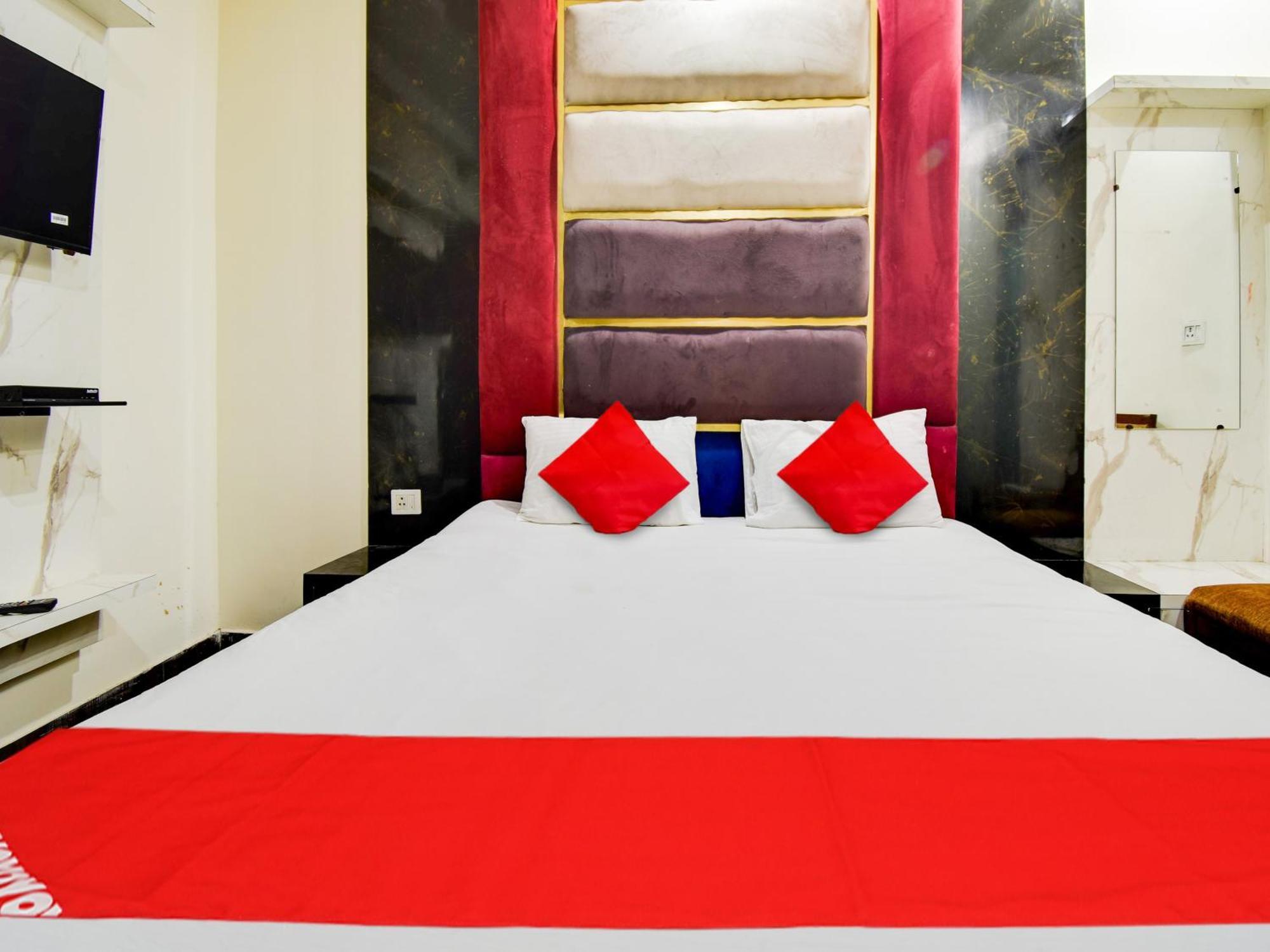 Hotel O Double Rr Nowe Delhi Zewnętrze zdjęcie